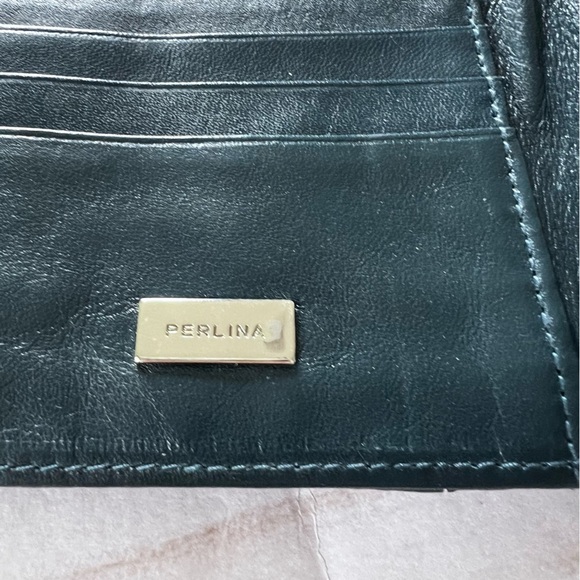 NWT Perlina Soft Leather Wallet in Green - Picture 10 of 14